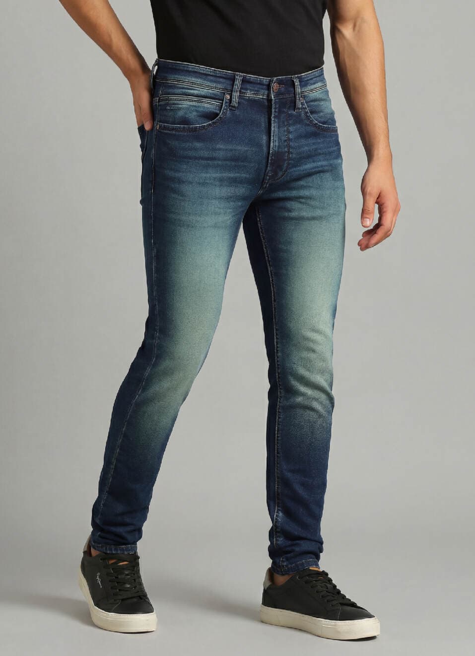 Chinox Dark Blue Mid Rise Skinny Fit Gymindigo Jeans