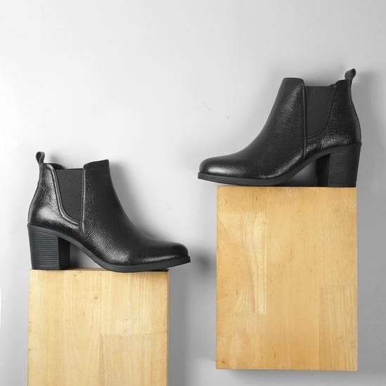 Women Black Party Boots | Metro Shoes
