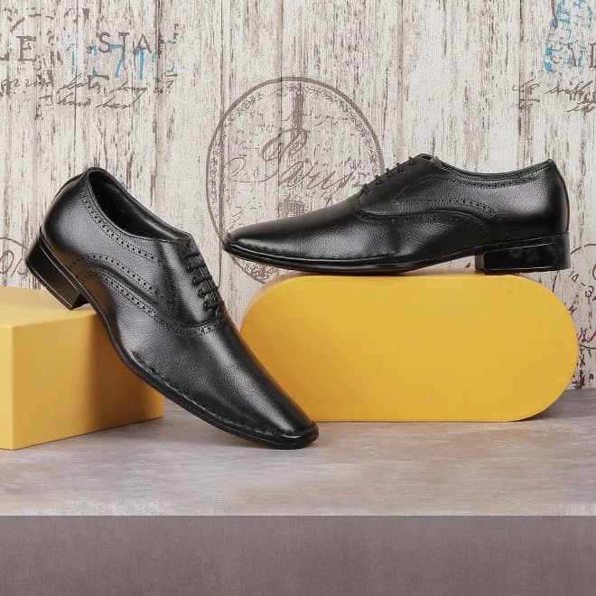 Buy Mochi Men Black Formal Lace Up Online | SKU: 19-6503-11-40 – Mochi Shoes | Mochi Shoes
