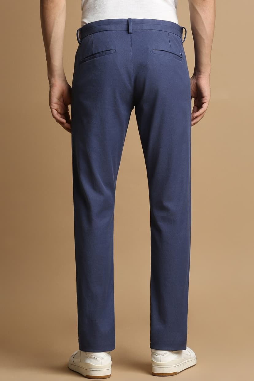 Men Navy Slim Fit Solid Casual Trousers