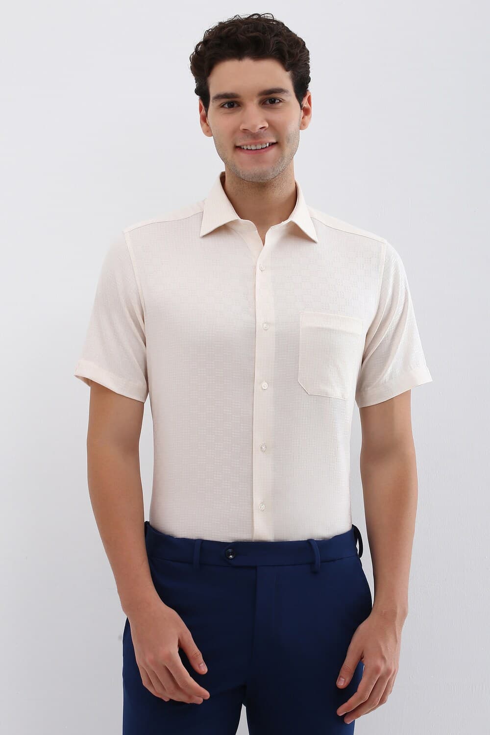 Men Cream Regular Fit Printed Half Sleeves Wrinkle Resistant Formal shirt