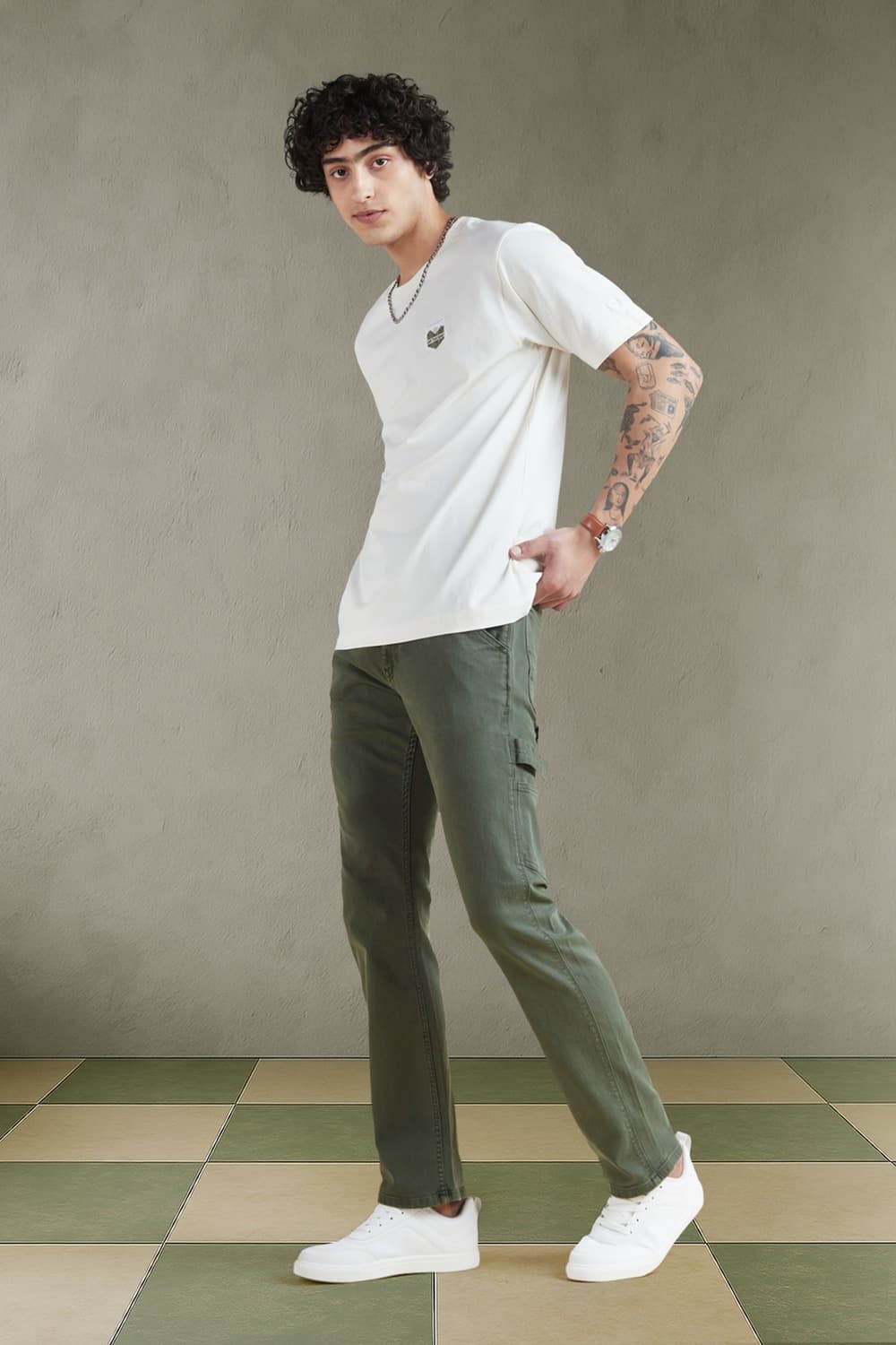 Men Olive Super Slim Fit Light Wash Carpenter Jeans