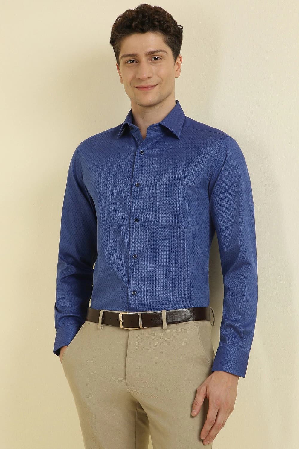 Men Blue Regular Fit Printed Full Sleeves Wrinkle Resistant Formal shirt | Allen Solly