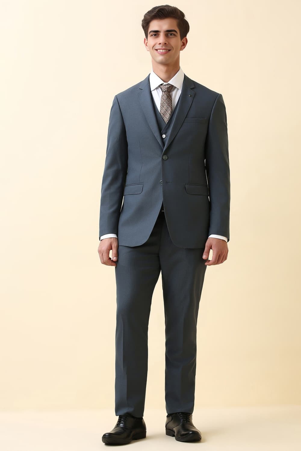 Men Grey Textured Formal Three Piece Suit