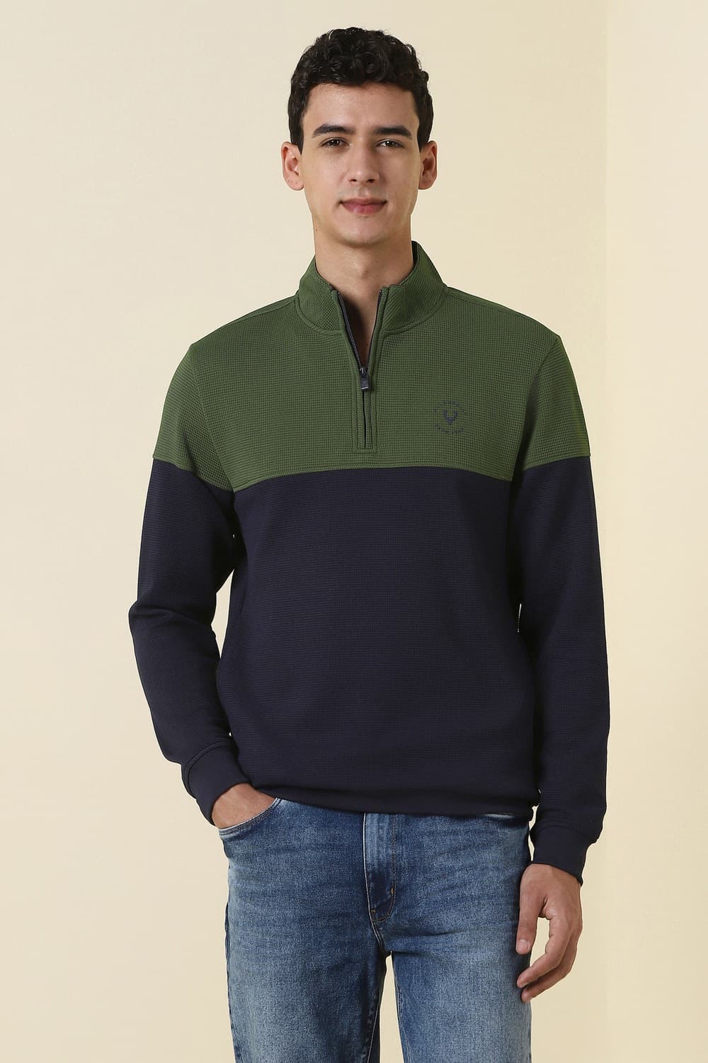 Men Navy Round Neck Full Sleeves Casual Sweatshirt