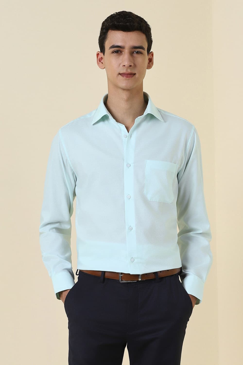 Men Light Blue Textured Full Sleeves Wrinkle Resistant Formal shirt