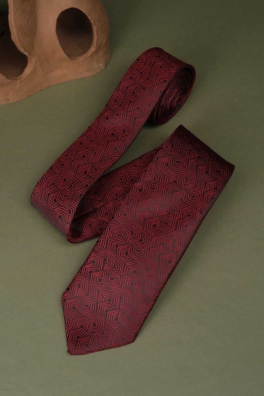 Men Maroon Embroidered Formal Tie