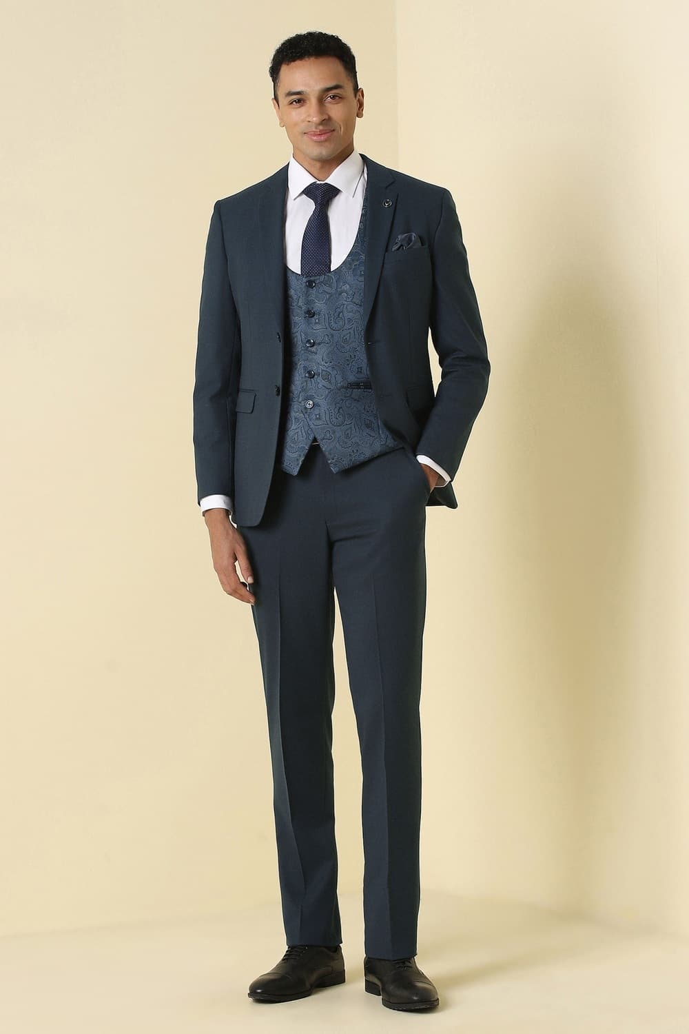 Men Navy Textured Formal Three Piece Suit