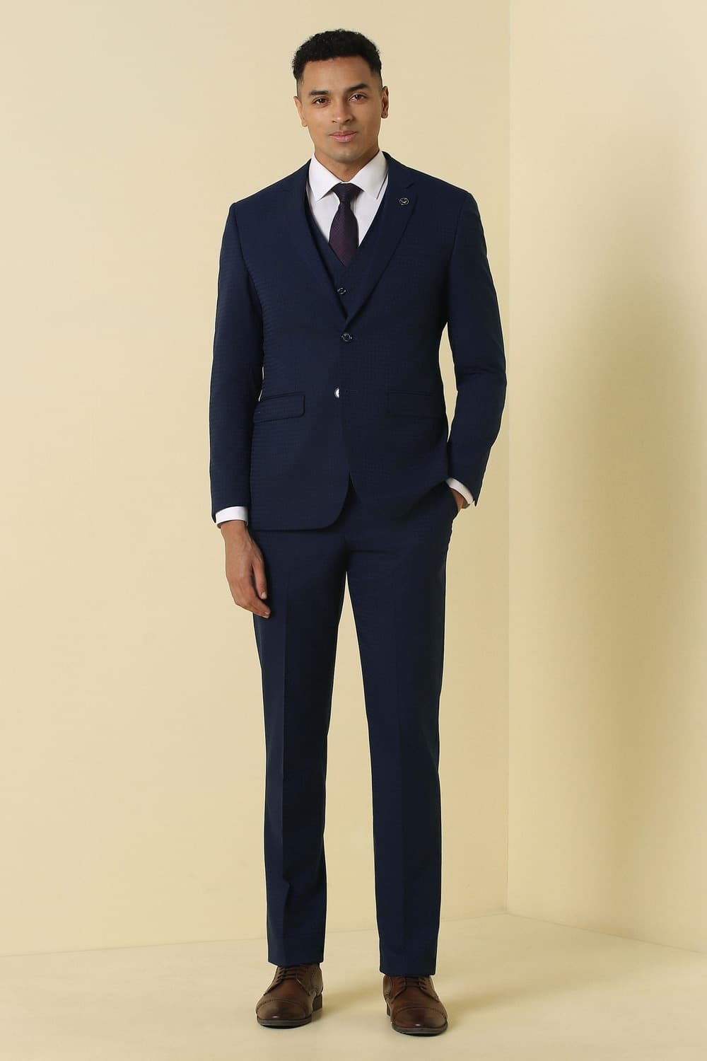 Men Navy Textured Formal Three Piece Suit