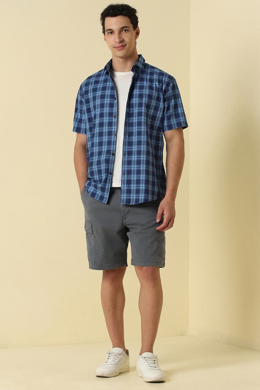 Men Grey Solid Shorts