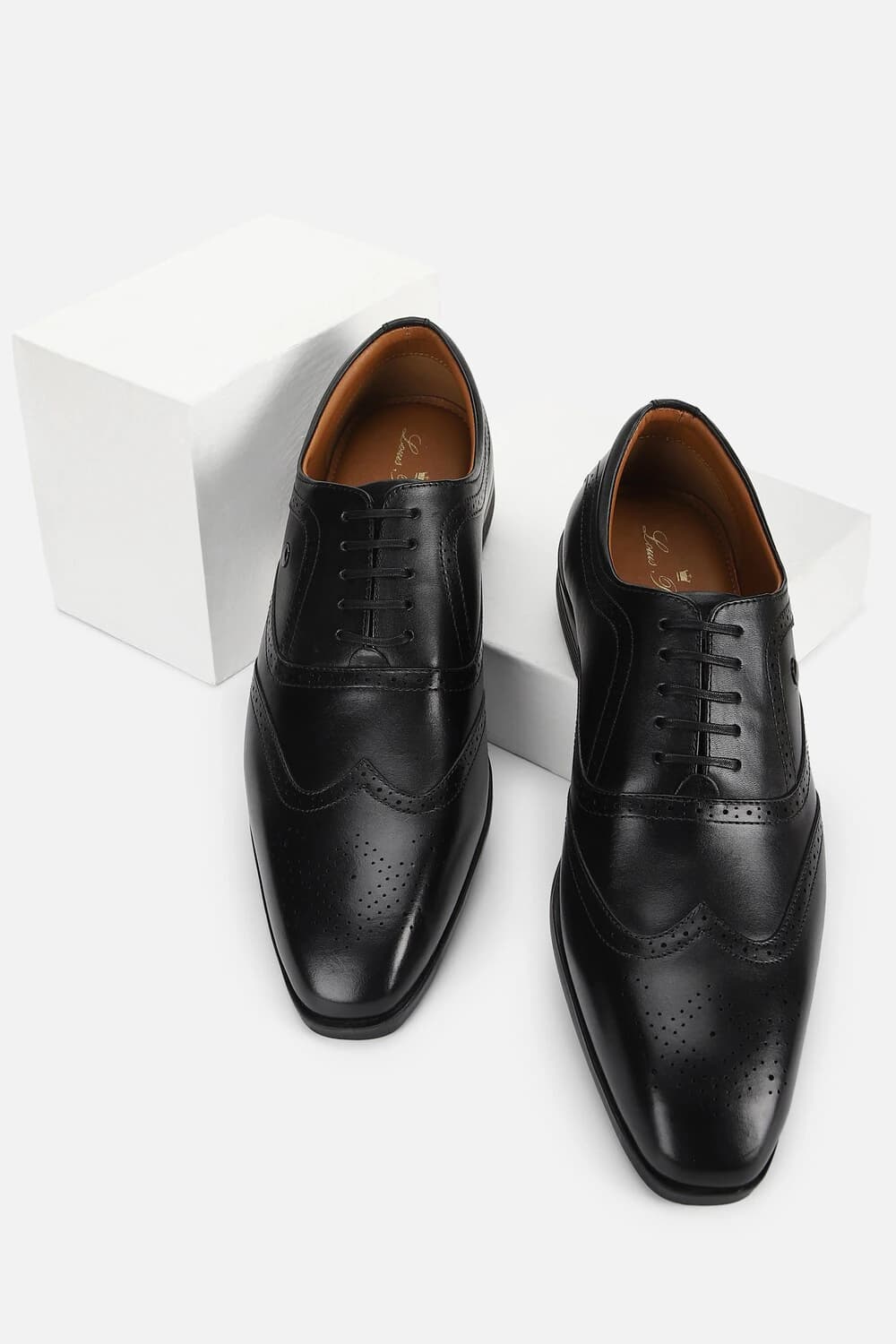 Men Black Leather Lace Up Shoes | Louisphilippe