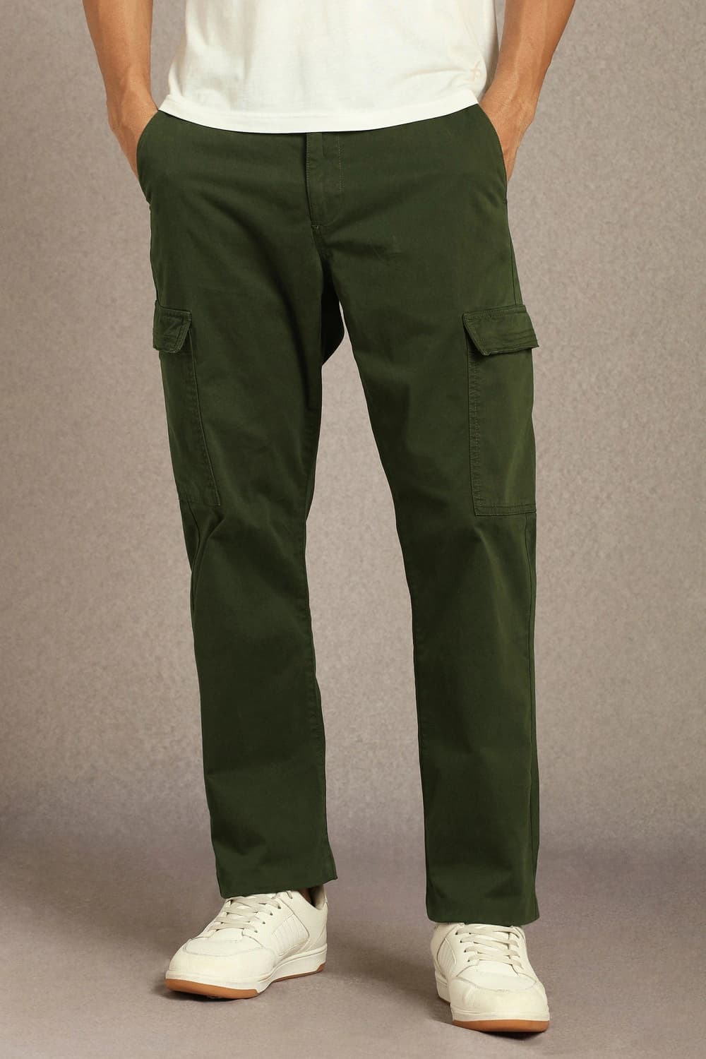 Men Green Solid Flat Front Casual Cargos | Louisphilippe