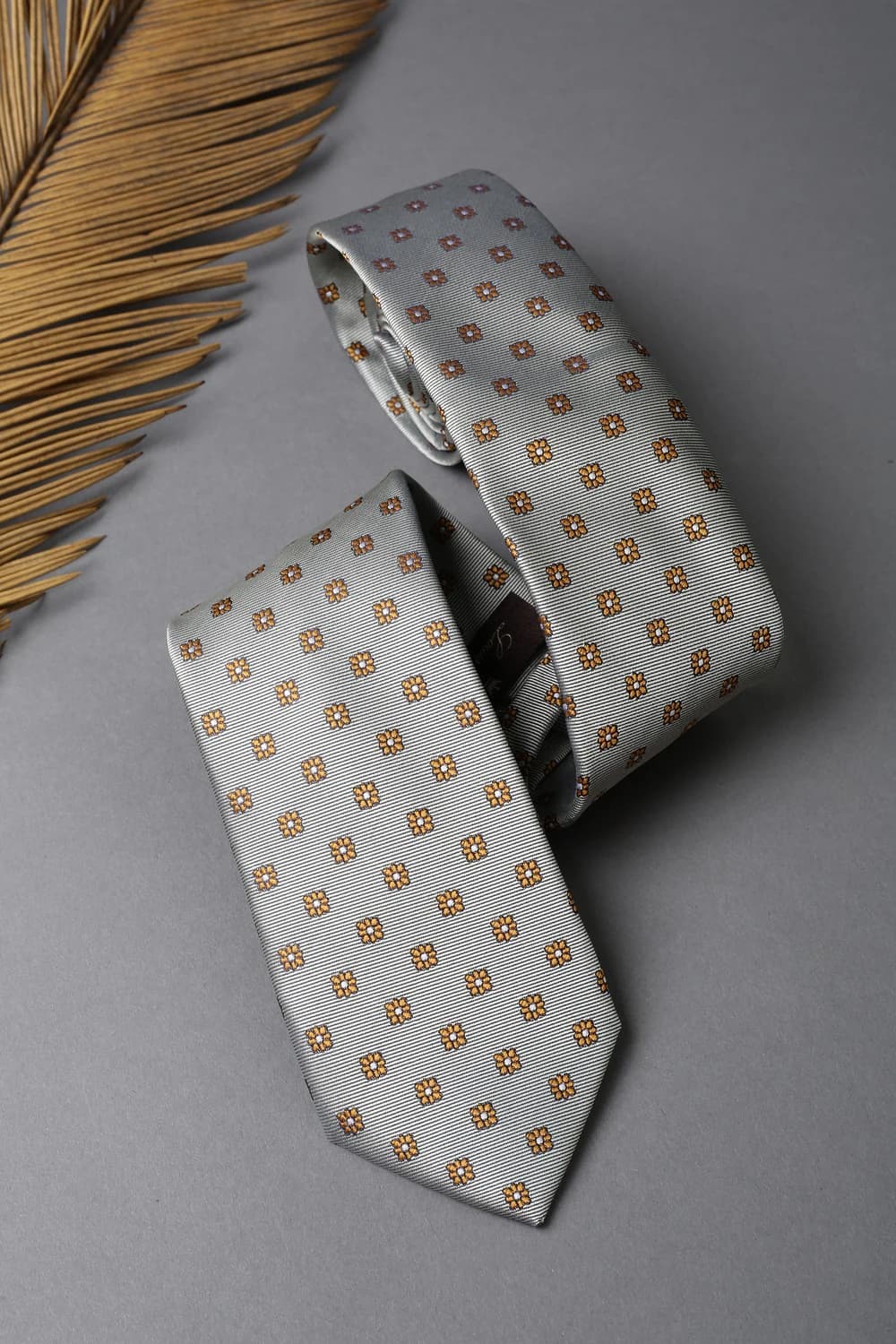 Men Grey Embroidered Tie | Louisphilippe