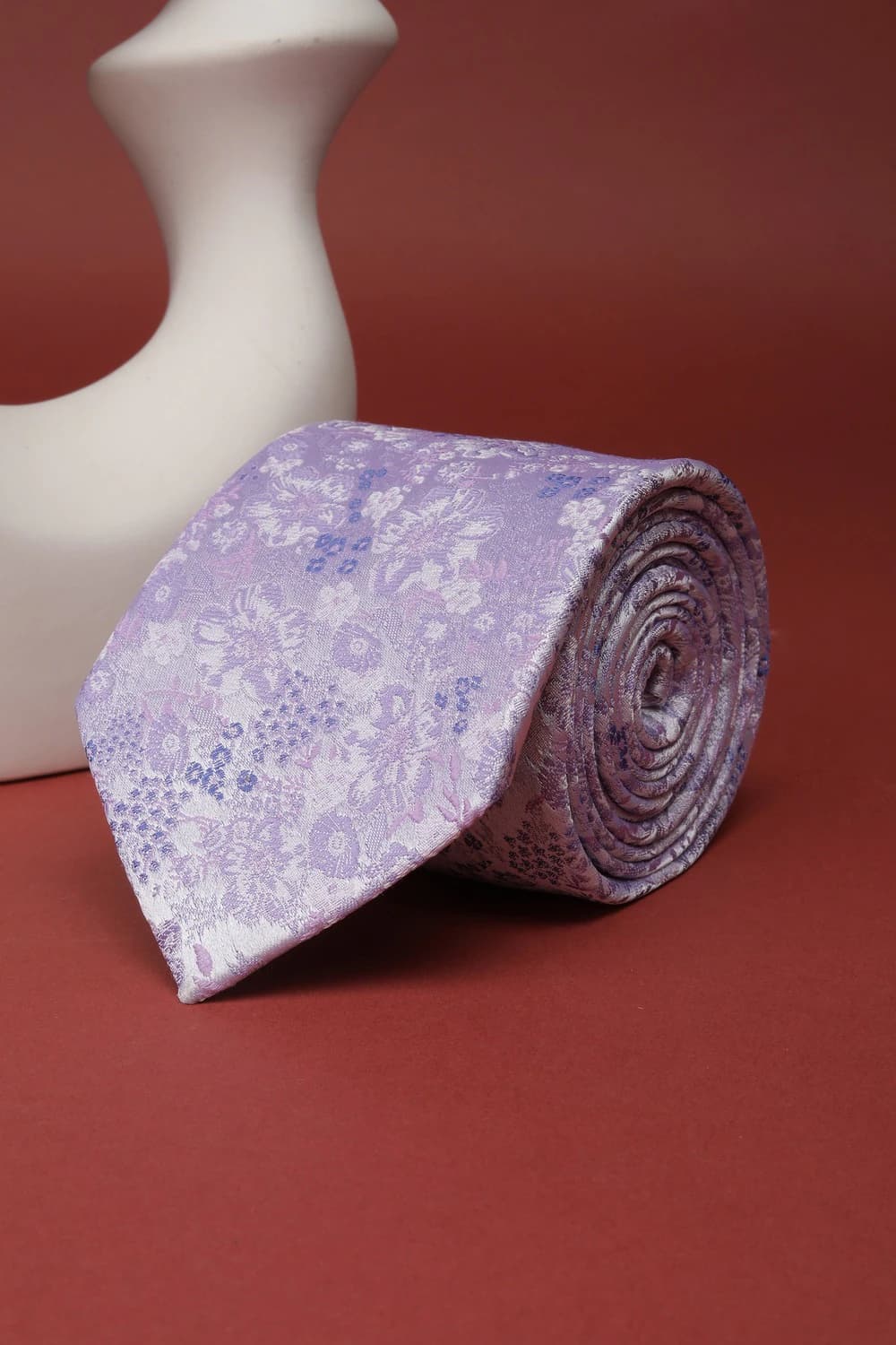 Men Lilac Embroidered Tie | Louisphilippe