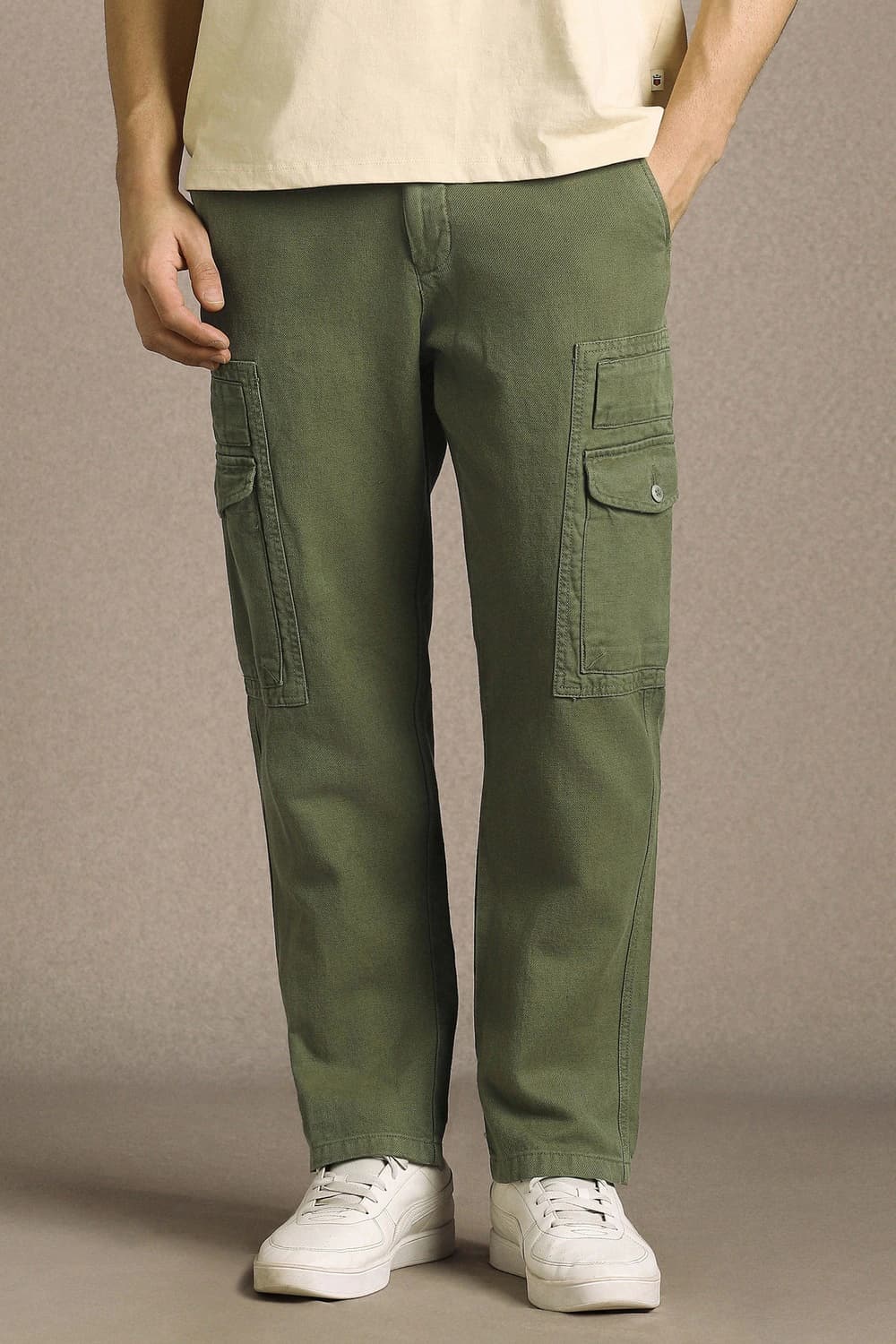 Men Linen Blend Olive Regular Fit Solid Casual Trousers | Louisphilippe