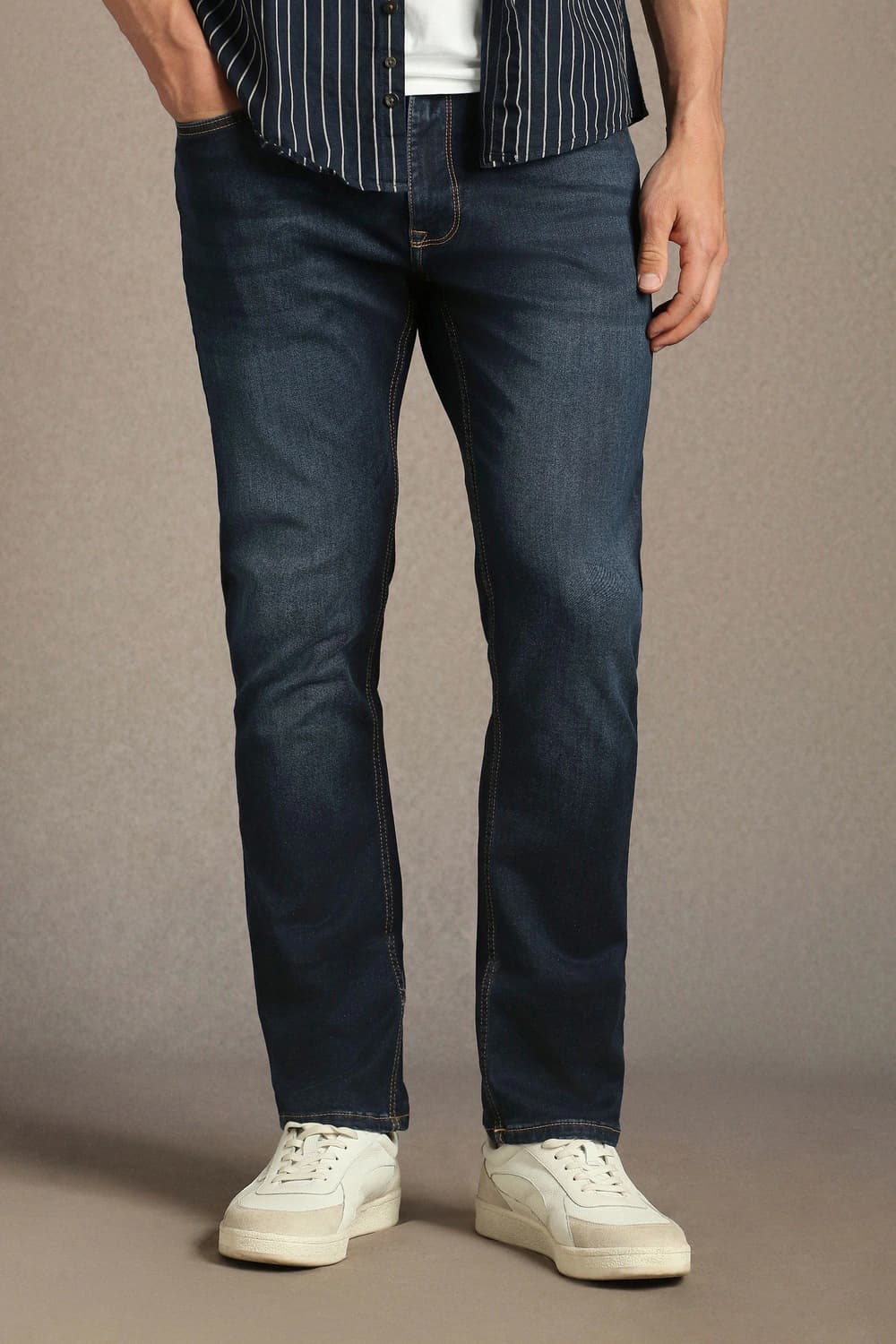 Men Navy Regular Fit Jeans | Louisphilippe