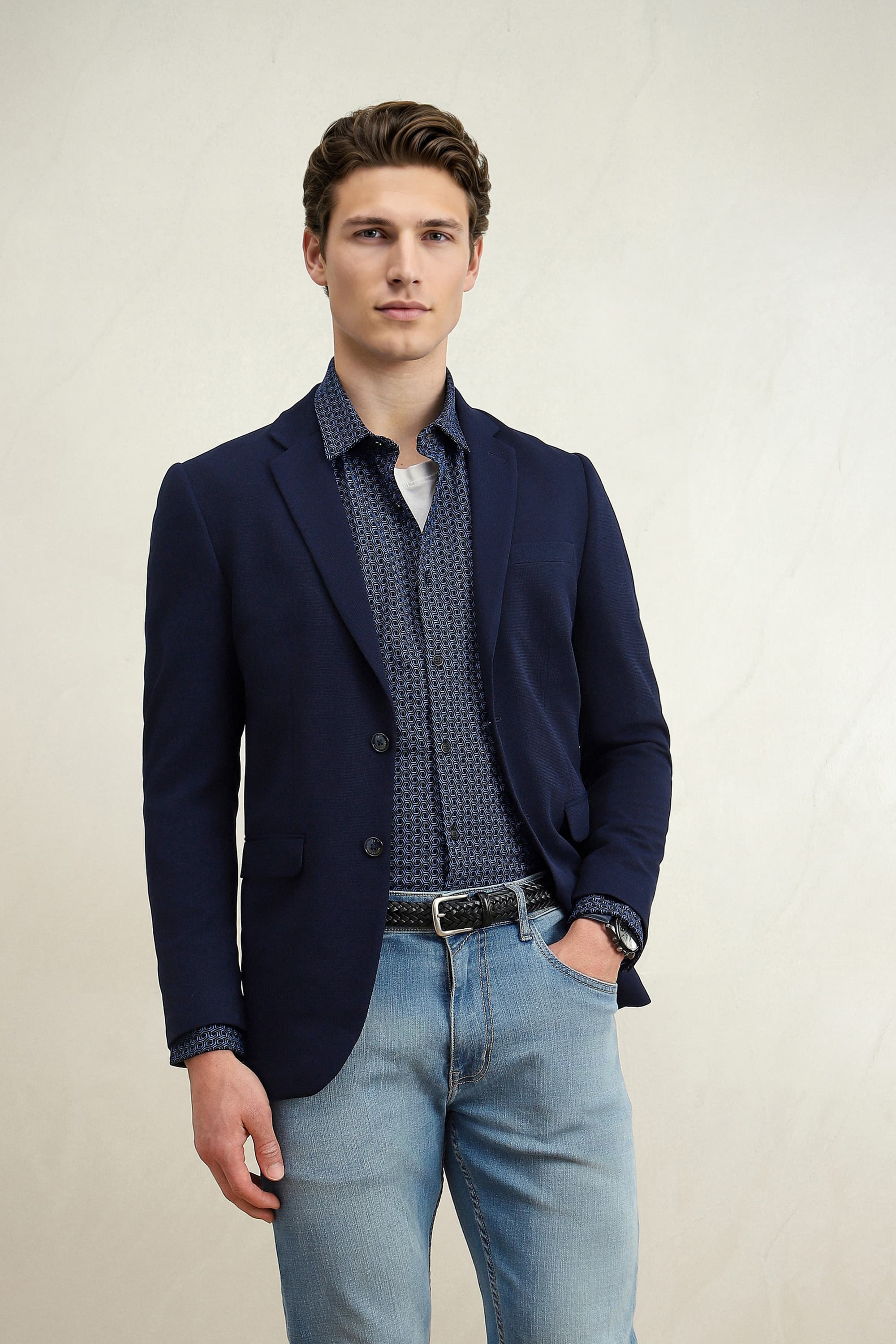 Men Navy Knit New Slim Fit Solid Formal Blazer | Louisphilippe