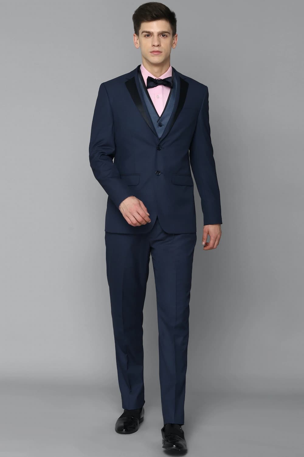 Men Navy Slim Fit Solid Formal Three Piece Suit | Louisphilippe