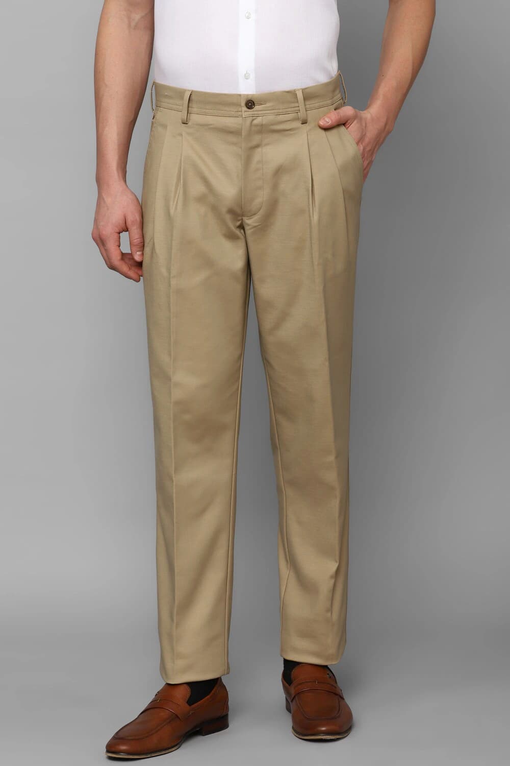 Men Khaki Classic Fit Solid Pleated Formal Trousers | Louisphilippe