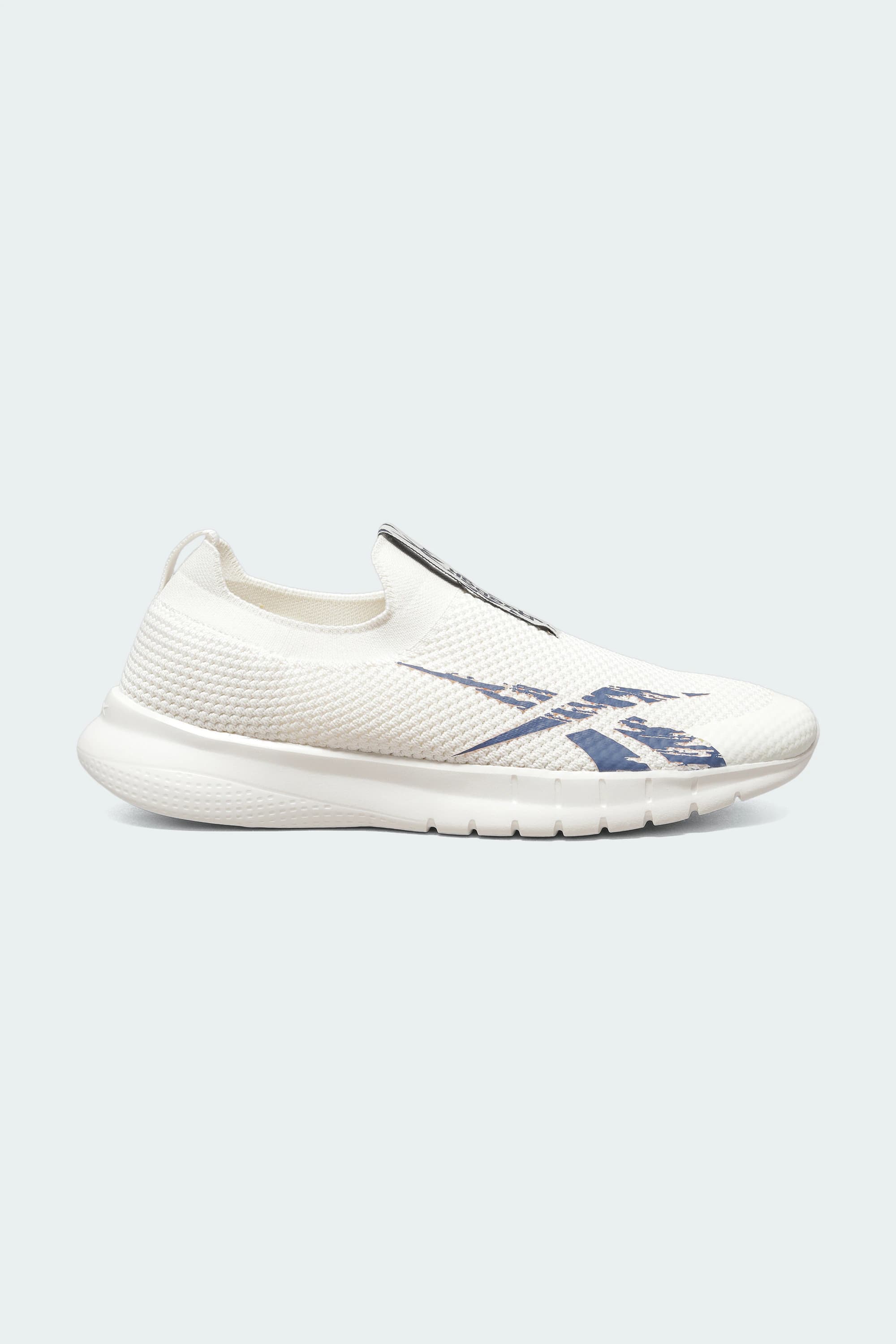 Walkfuse - Men White Walking Shoes | Reebok