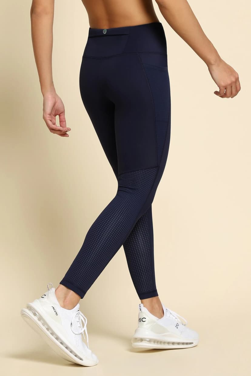 Van Heusen Proactive Elite Mesh Panel Train - In leggings - High Stretch and Moderate Compression