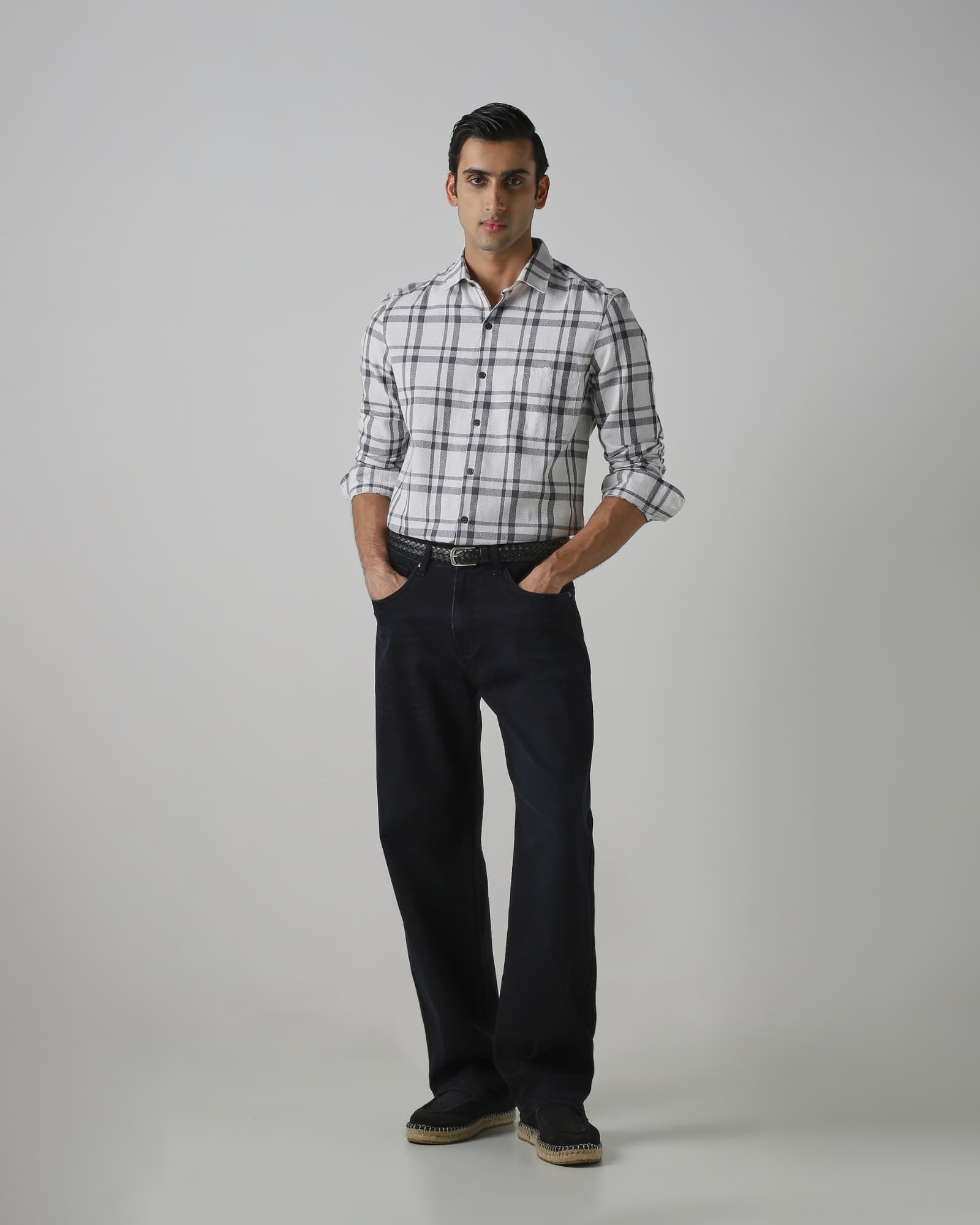 White Textured Check Slim Fit Casual Shirt