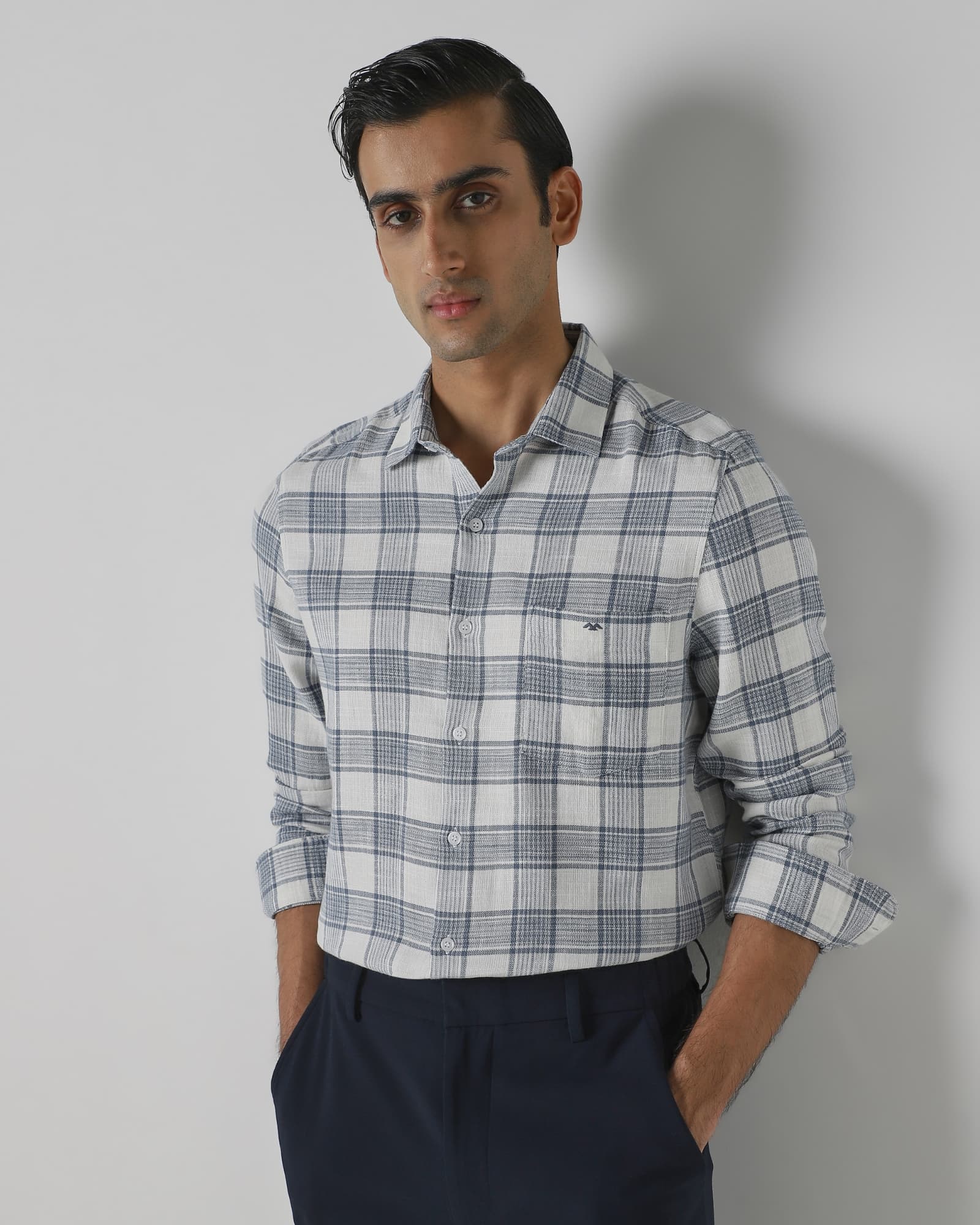 Blue Textured Check Slim Fit Casual Shirt