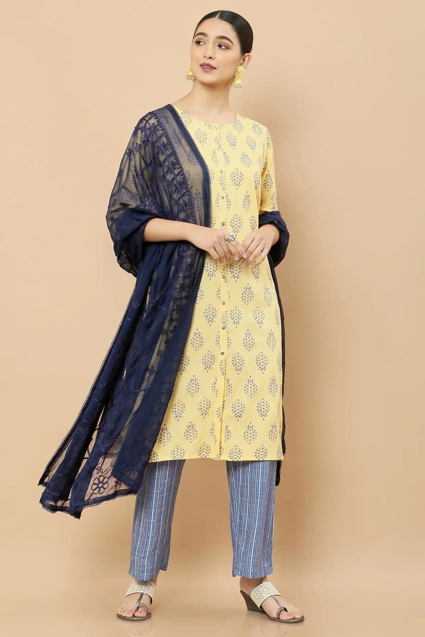 Navy Blue Chiffon Dupatta With Floral Embroidery