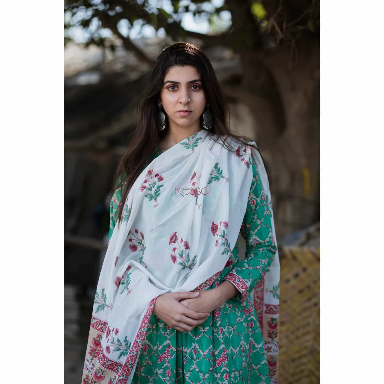 Buy Amazing KUOJ37 Parrot Green Mughal Print Kurta Dupatta Online | Kusvaa | Kusvaa Buy Amazing KUOJ37 Parrot Green Mughal Print Kurta Dupatta Online | Kusvaa | Kusvaa
