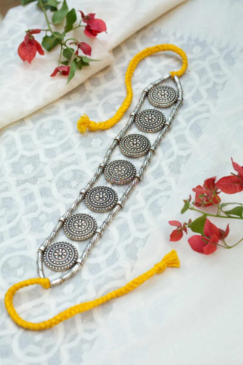 Buy Awe-inspiring KT137 Coin Tribe Choker With Yellow Thread Online | Kusvaa | Kusvaa Buy Awe-inspiring KT137 Coin Tribe Choker With Yellow Thread Online | Kusvaa | Kusvaa