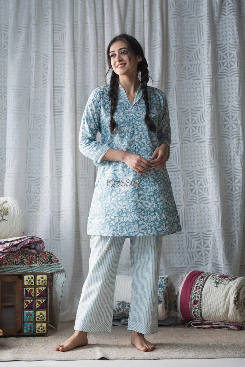 Buy Tantalizing DE47 Bali Hai Maternity Set Online | Kusvaa | Kusvaa Buy Tantalizing DE47 Bali Hai Maternity Set Online | Kusvaa | Kusvaa