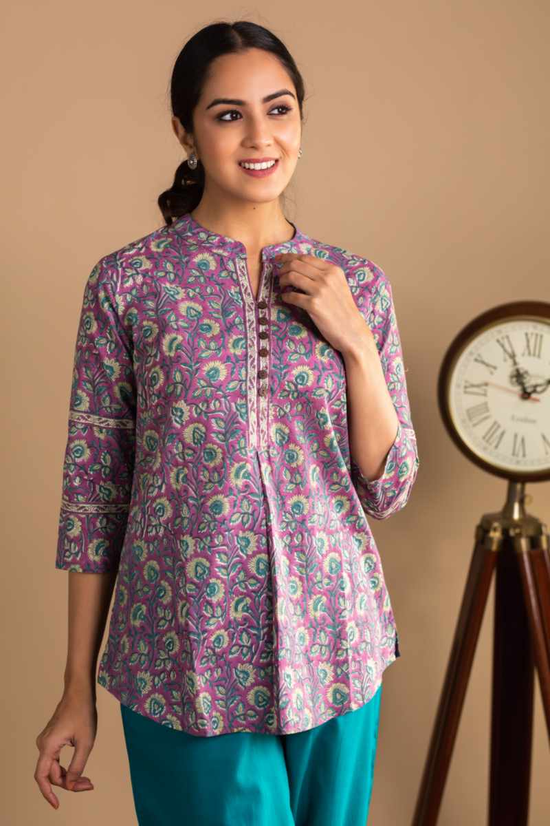Buy Tantalizing WSR347 Hanita Block Print Short Kurti Online | Kusvaa | Kusvaa Buy Tantalizing WSR347 Hanita Block Print Short Kurti Online | Kusvaa | Kusvaa