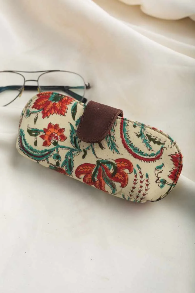 Buy Simplistic WSRA65 Chashm-e-Baddoor Sunglass Spectacles Cover Online | Kusvaa | Kusvaa Buy Simplistic WSRA65 Chashm-e-Baddoor Sunglass Spectacles Cover Online | Kusvaa | Kusvaa
