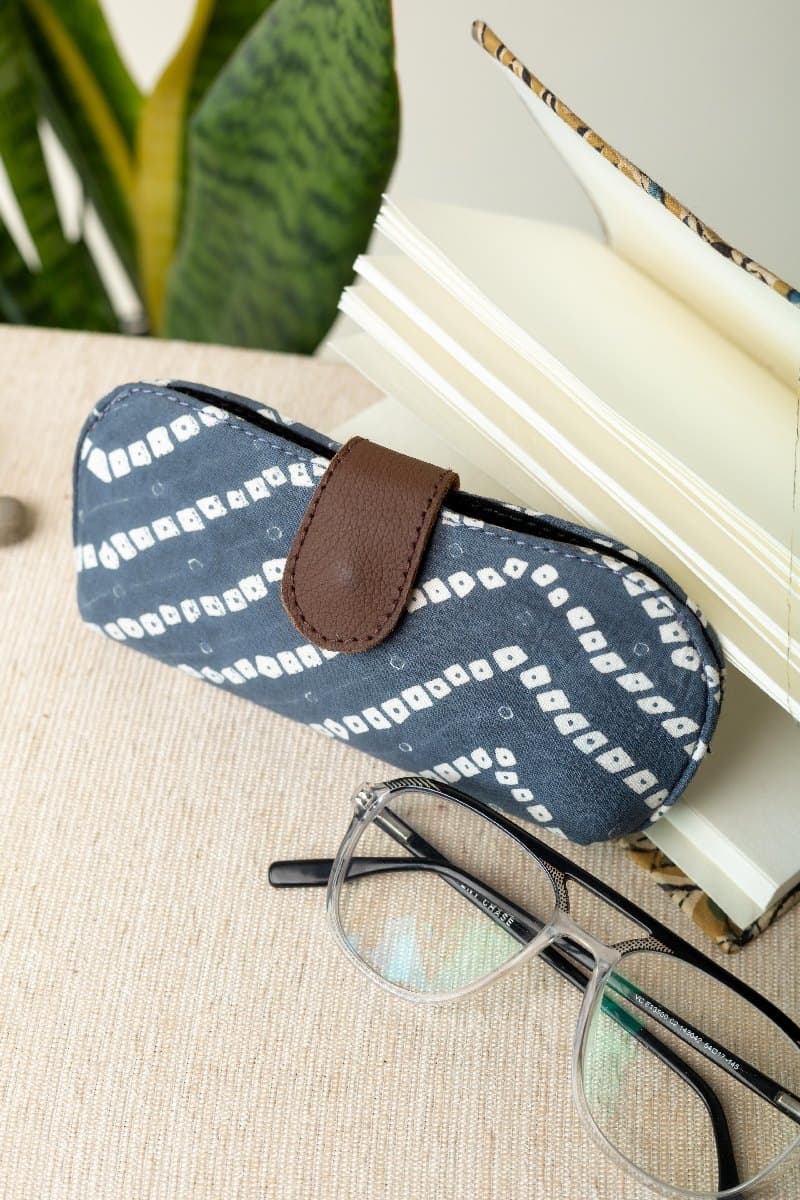 Buy Effortless EYC020 Chashm-e-Baddoor Sunglass Spectacles Cover Online | Kusvaa Buy Effortless EYC020 Chashm-e-Baddoor Sunglass Spectacles Cover Online | Kusvaa