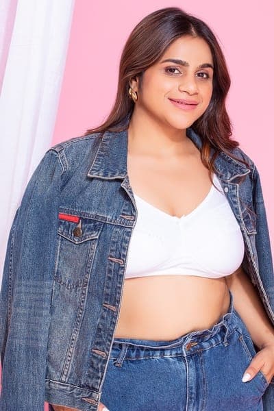 Buy Non-Padded Non-Wired Full Figure Bra in White- Cotton & Lace Online - Clovia Buy Non-Padded Non-Wired Full Figure Bra in White- Cotton & Lace Online - Clovia