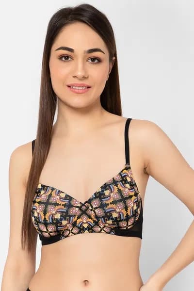 Padded Non-Wired Full Cup Printed Multiway T-shirt Bra in Black | Clovia Padded Non-Wired Full Cup Printed Multiway T-shirt Bra in Black | Clovia