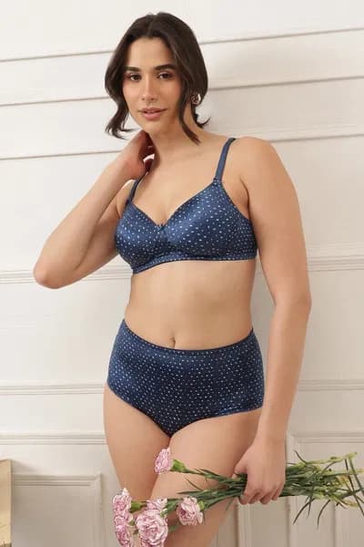 Padded Non-wired Multiway T-shirt Bra & Mid Waist Hipster Panty Set in Navy | Clovia Padded Non-wired Multiway T-shirt Bra & Mid Waist Hipster Panty Set in Navy | Clovia
