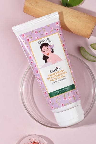 Skivia Kumkumadi Rejuvenating Face Wash with Aloe Vera & Neem - 100 ml Skivia Kumkumadi Rejuvenating Face Wash with Aloe Vera & Neem - 100 ml