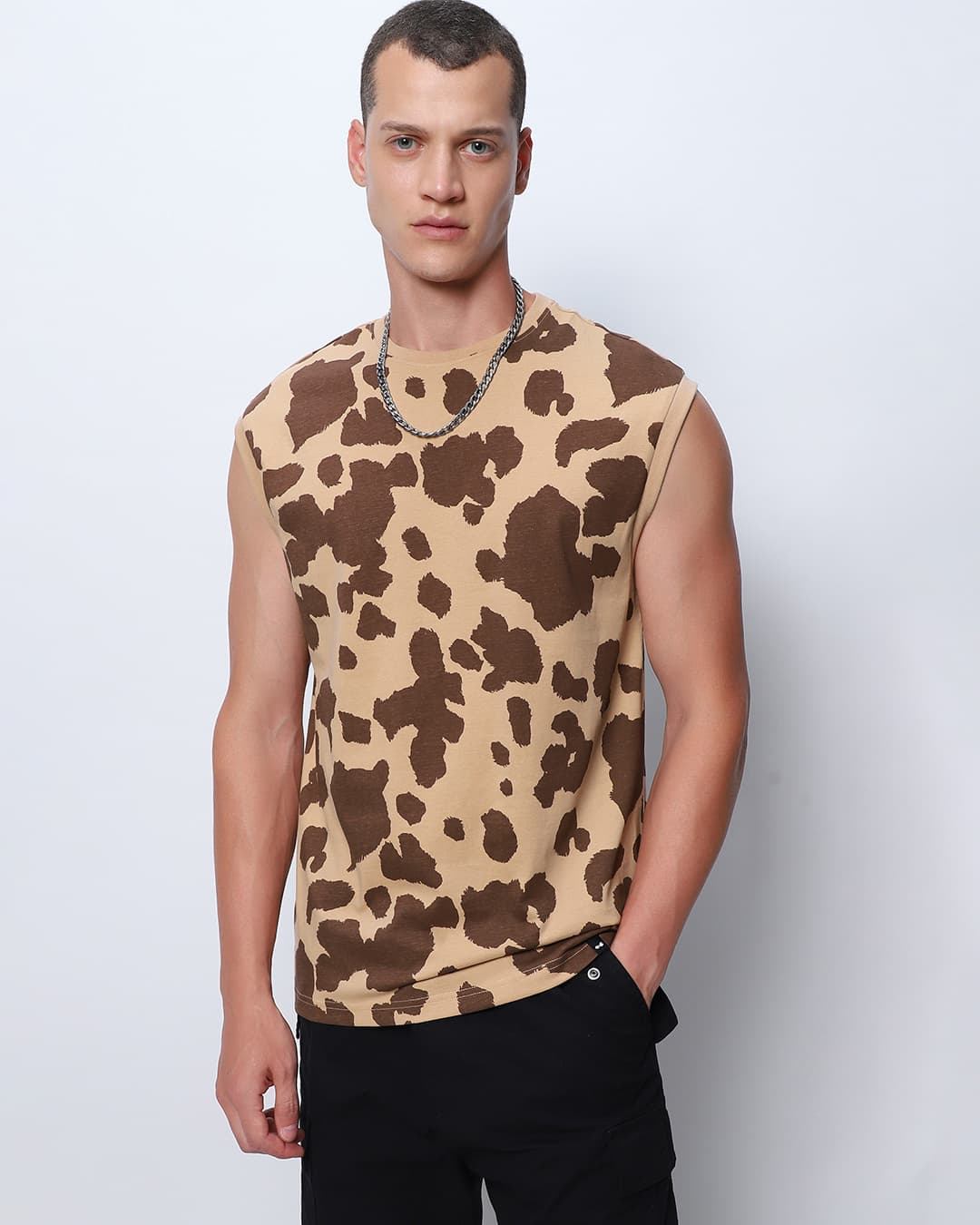 Buy Men's Brown Camo Printed Oversized Vest Online at Bewakoof | Bewakoof Buy Men's Brown Camo Printed Oversized Vest Online at Bewakoof | Bewakoof