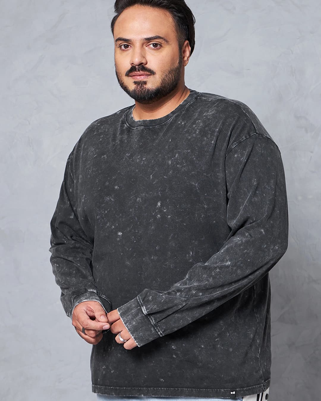 Buy Men's Dark Grey Oversized Plus Size Acid Wash T-shirt Online at Bewakoof | Bewakoof Buy Men's Dark Grey Oversized Plus Size Acid Wash T-shirt Online at Bewakoof | Bewakoof