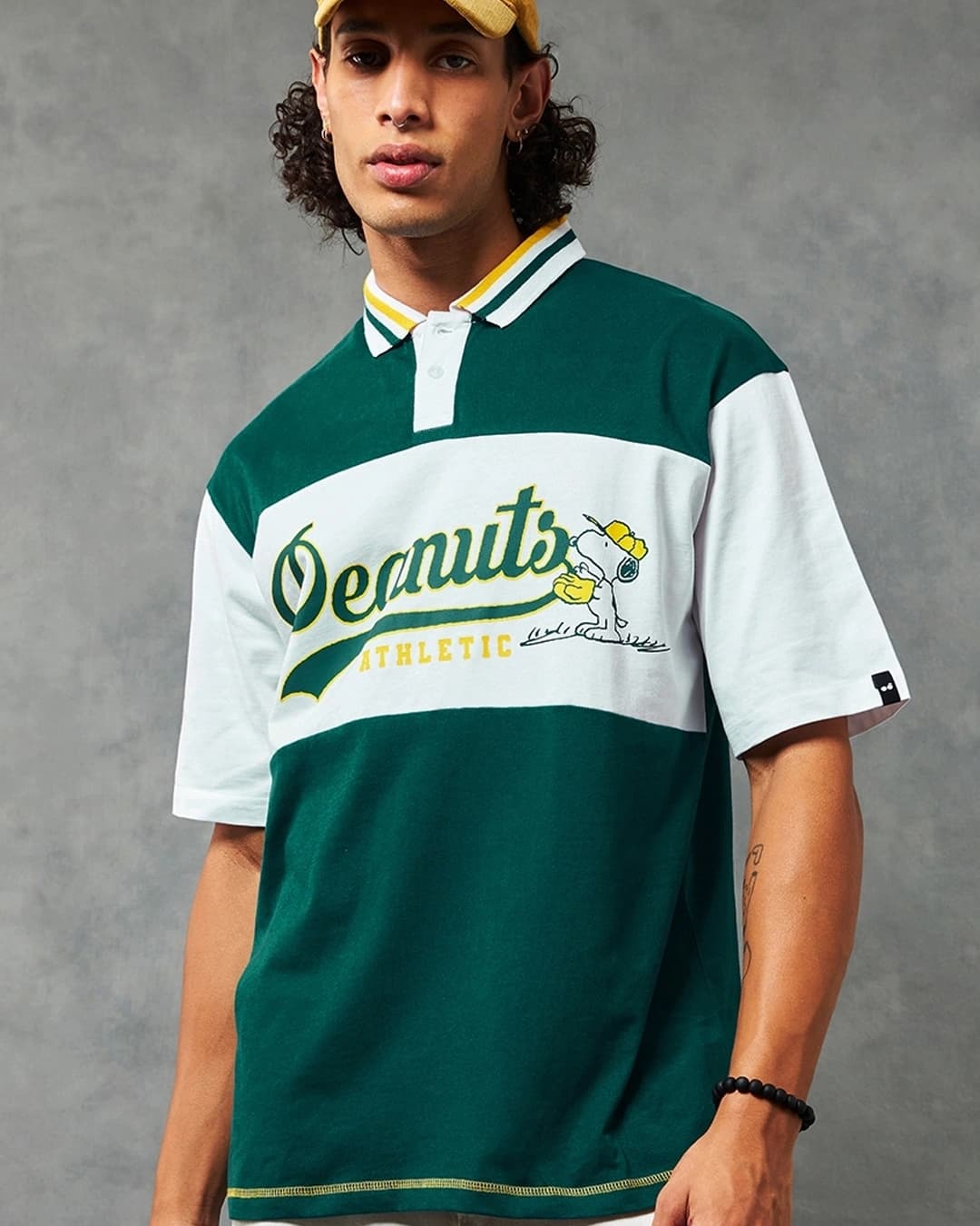 Buy Men's Green & White Peanuts Graphic Printed Oversized T-shirt Online at Bewakoof | Bewakoof Buy Men's Green & White Peanuts Graphic Printed Oversized T-shirt Online at Bewakoof | Bewakoof