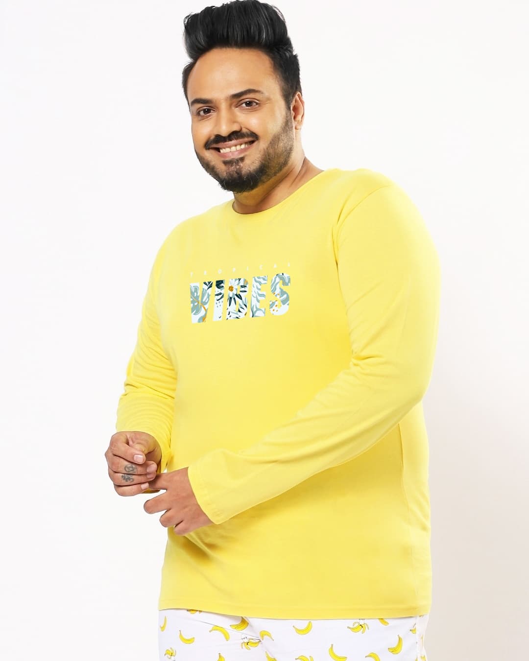 Buy Men's Yellow Tropical Vibes Graphic Printed Plus Size T-shirt Online at Bewakoof Buy Men's Yellow Tropical Vibes Graphic Printed Plus Size T-shirt Online at Bewakoof