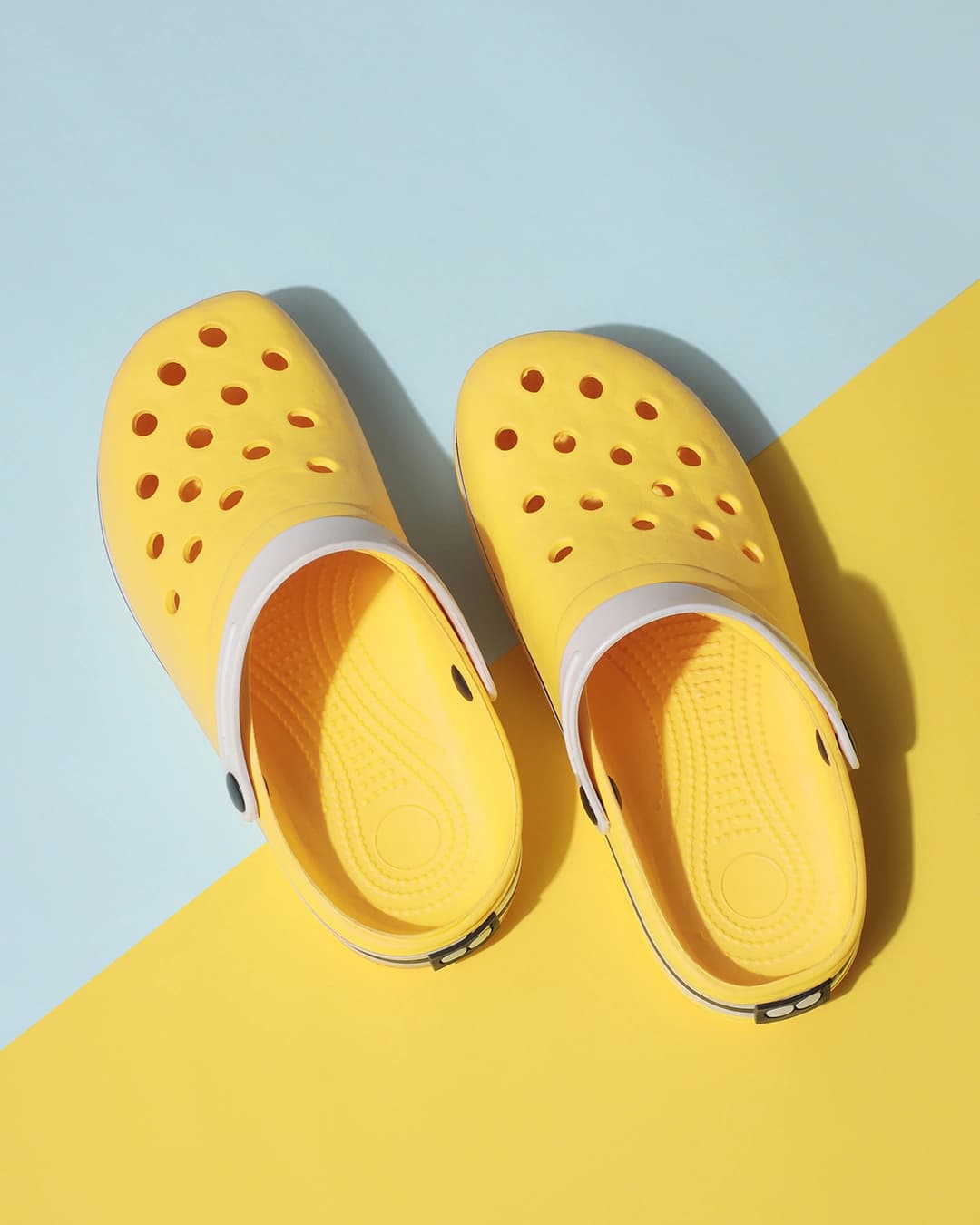 Buy Yellow Men's Solid Clog Sandals Online in India at Bewakoof | Bewakoof Buy Yellow Men's Solid Clog Sandals Online in India at Bewakoof | Bewakoof