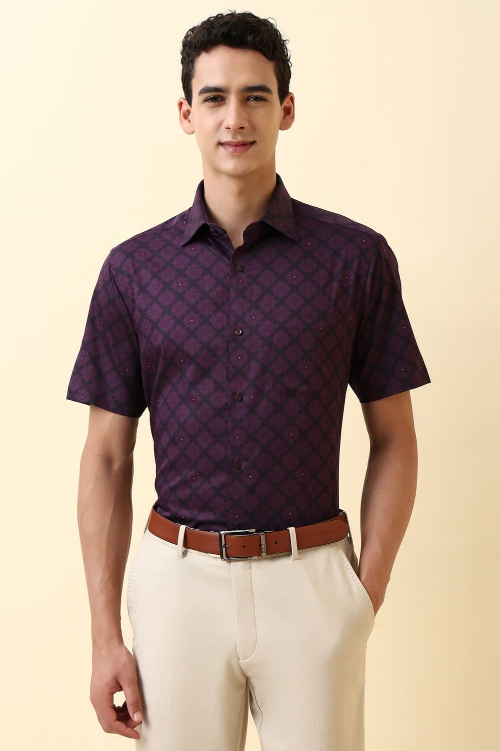 Men Purple Print Half Sleeves Wrinkle Resistant Formal shirt Men Purple Print Half Sleeves Wrinkle Resistant Formal shirt