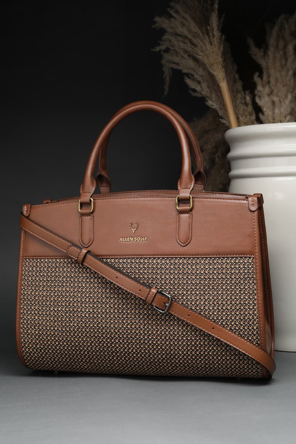 Women Brown Formal Handbag Women Brown Formal Handbag