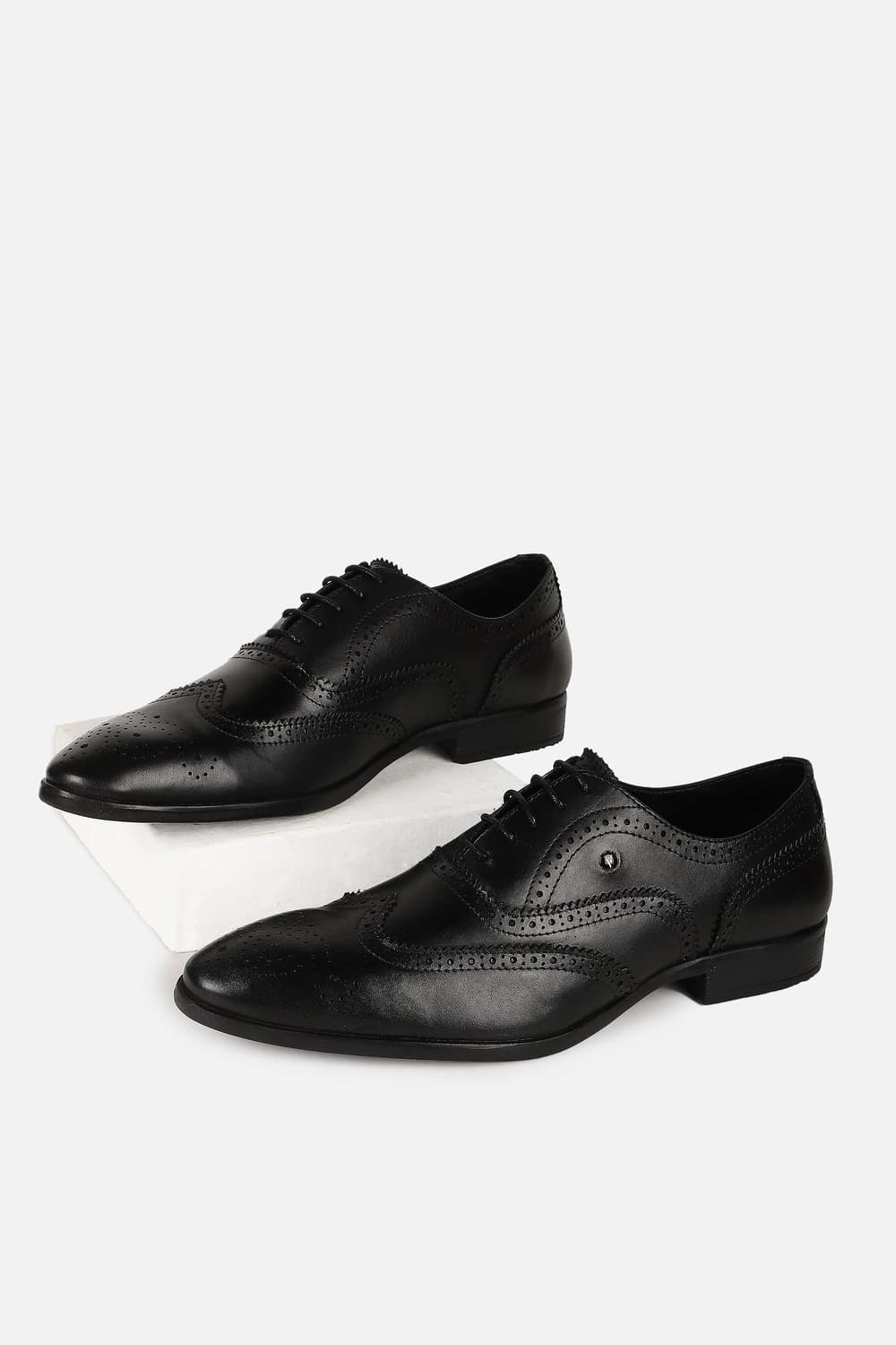 Van Heusen Black Lace Up Shoes | Vanheusenindia Van Heusen Black Lace Up Shoes | Vanheusenindia