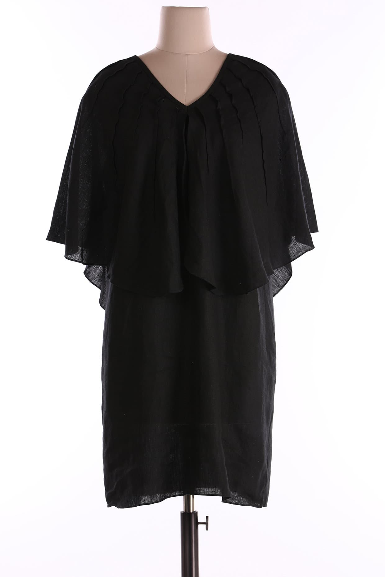Black V-Neck Dress | Wendell Rodricks Black V-Neck Dress | Wendell Rodricks