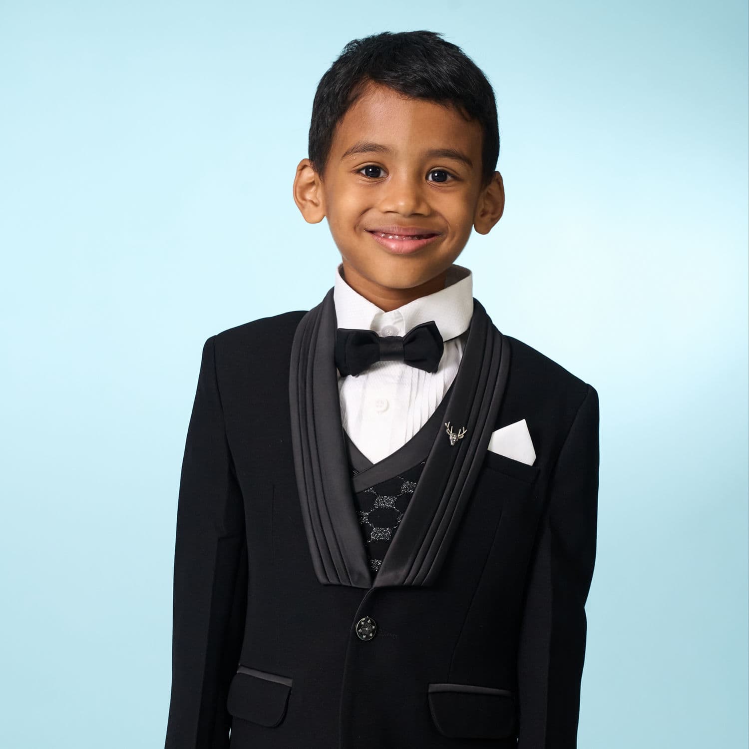 Stylish Black Ensemble Suit Set Stylish Black Ensemble Suit Set