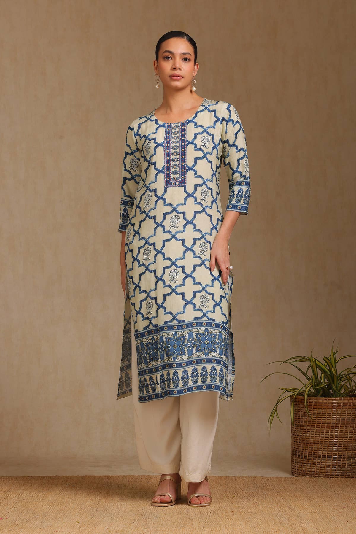 Beige Viscose Muslin Botanical Printed Kurta | Soch Beige Viscose Muslin Botanical Printed Kurta | Soch