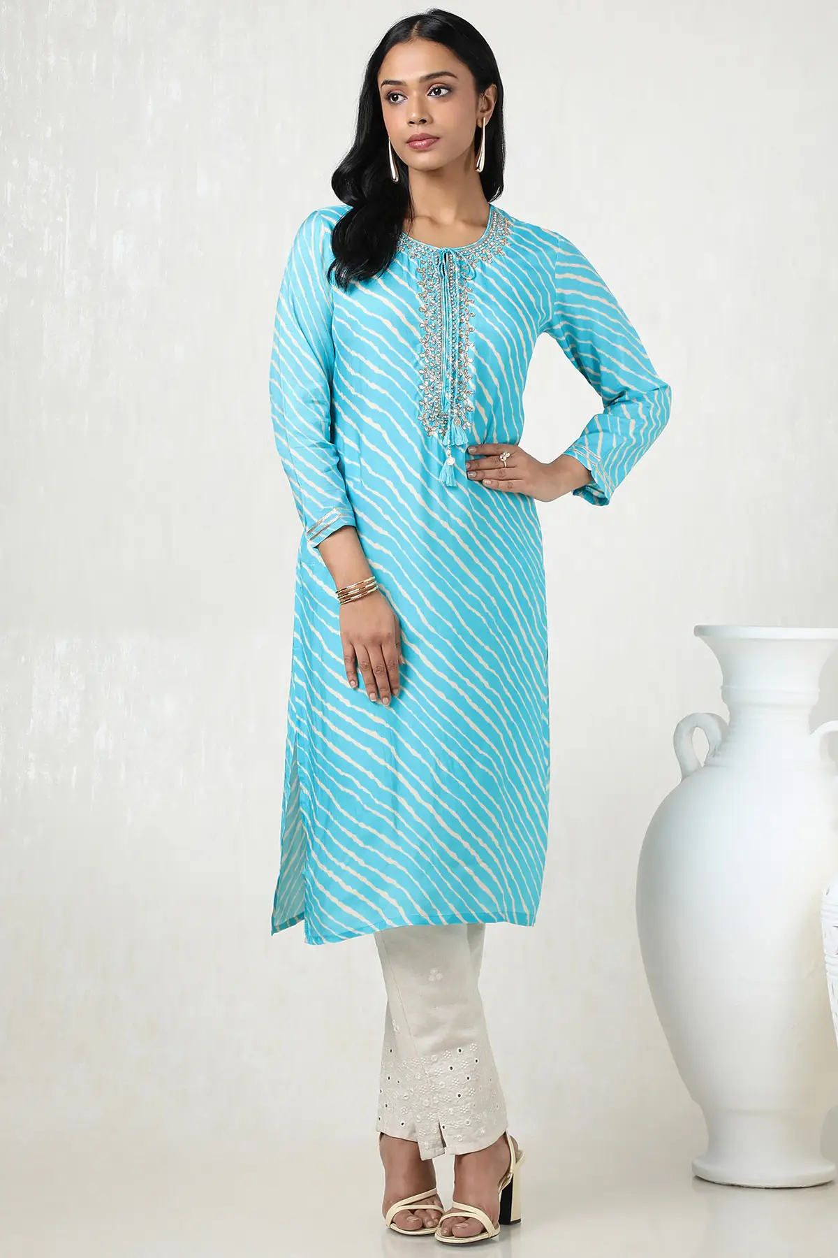 Blue Vicose Muslin Leheriya Printed Zardosi Kurta | Soch Blue Vicose Muslin Leheriya Printed Zardosi Kurta | Soch